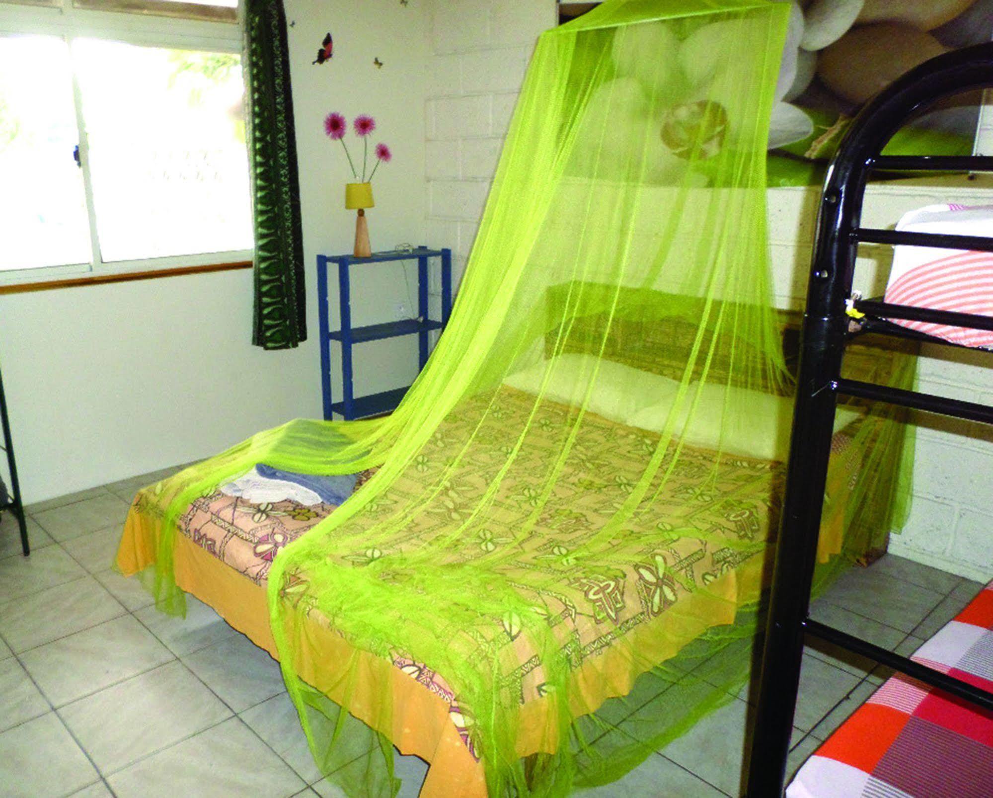 Pension Te Miti - Plage-Beach 200M - Mahana Parc & Vaiava Beach Pk18 - B&B Chambres Ou Dortoir Punaauia  Екстер'єр фото